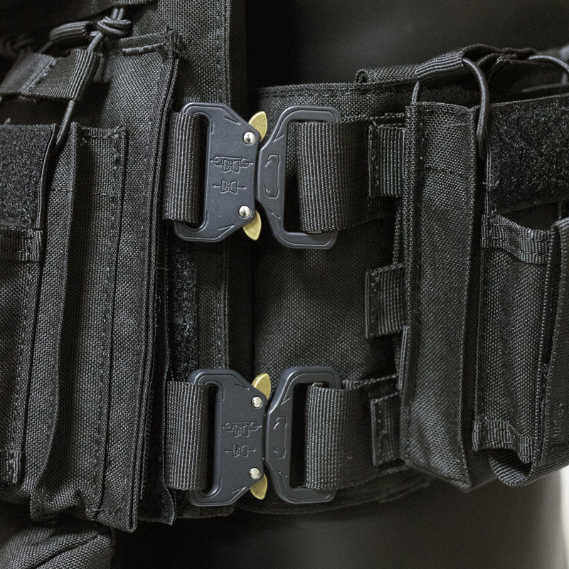 VT-8280-1 Tactical Vest Complete Set Contains Small Package