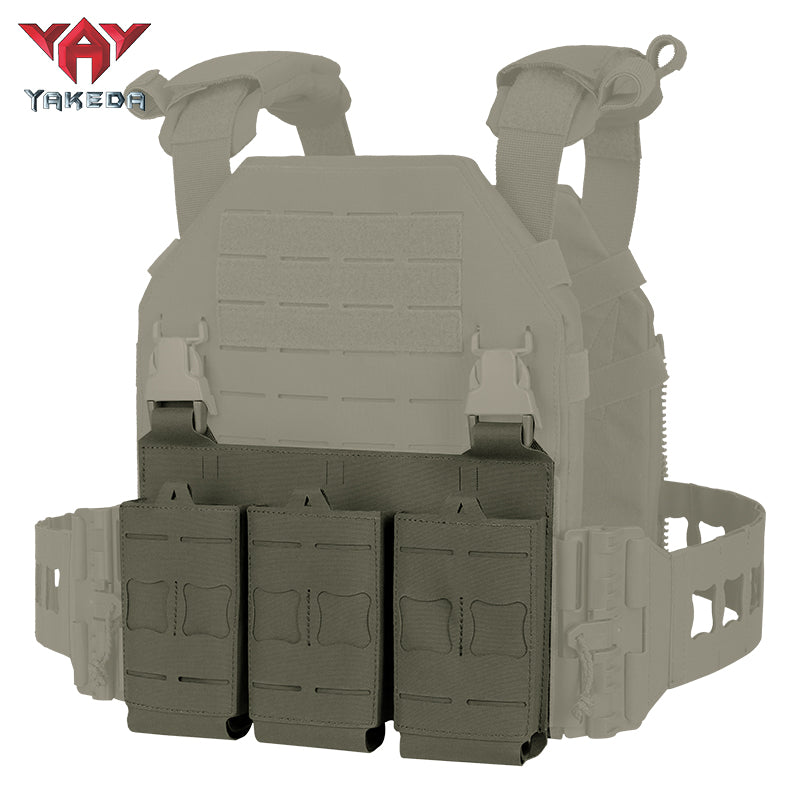 YKD-0119 Yakeda Tactical Nylon Molle Triple Pistol Ammunition Bag with three magazine pouches, designed for tactical use.
